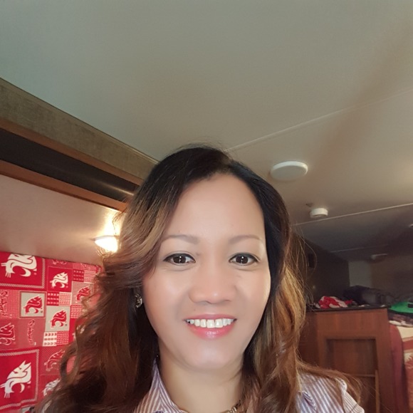 Meet your Posher, Marivic - Picture 1 of 2